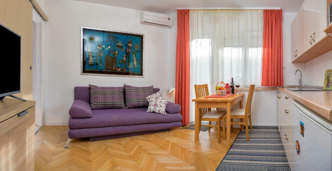 Apartments Emi Split Exteriör bild